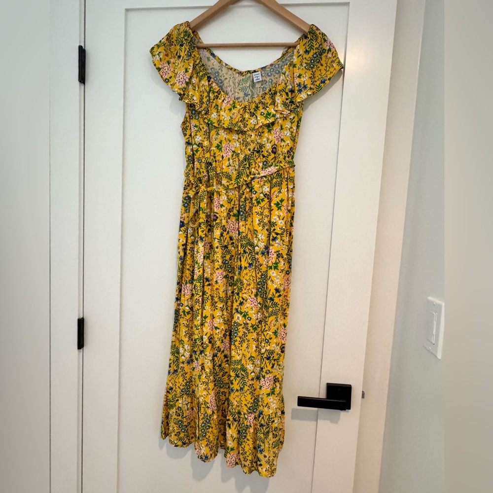 Old Navy Maternity Yellow Floral Maxi Dress
